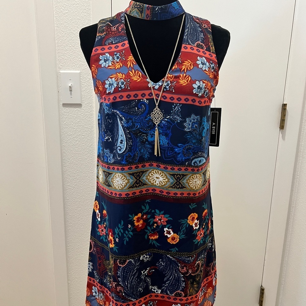 A. Byer Choker Neck Paisley Floral Dress • NWT • Size Small
